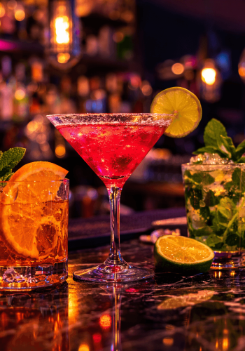 Bars & Lounges